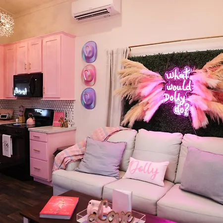 Dolly'S Place 3